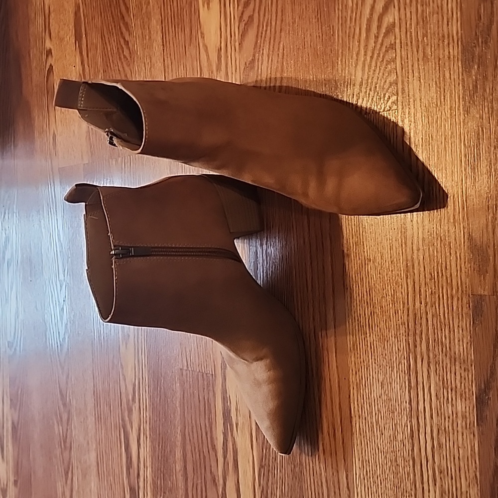 Ankle boots